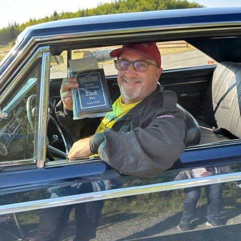 Pro 2nd Sandy Macinniss